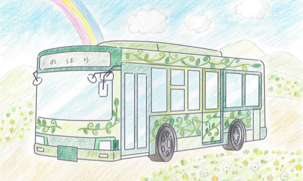 野原を走る緑のバス